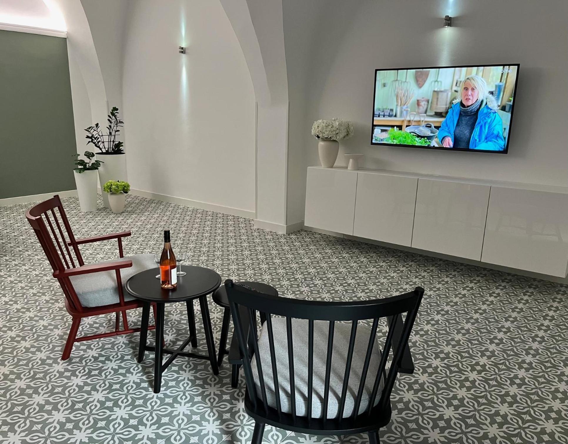 Palac Daun - Studio Apartments Znojmo Exterior photo